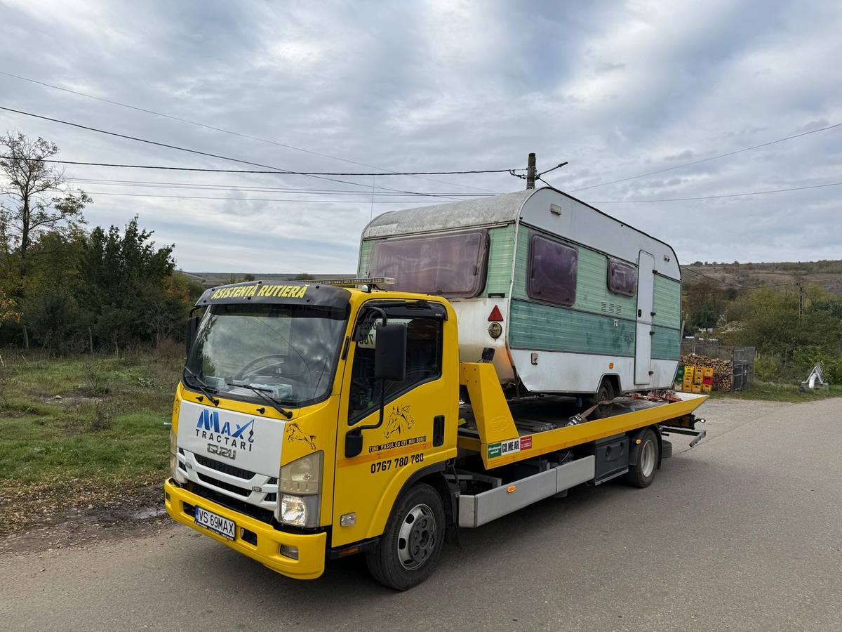 ISUZU MAX Tractări transport caravană